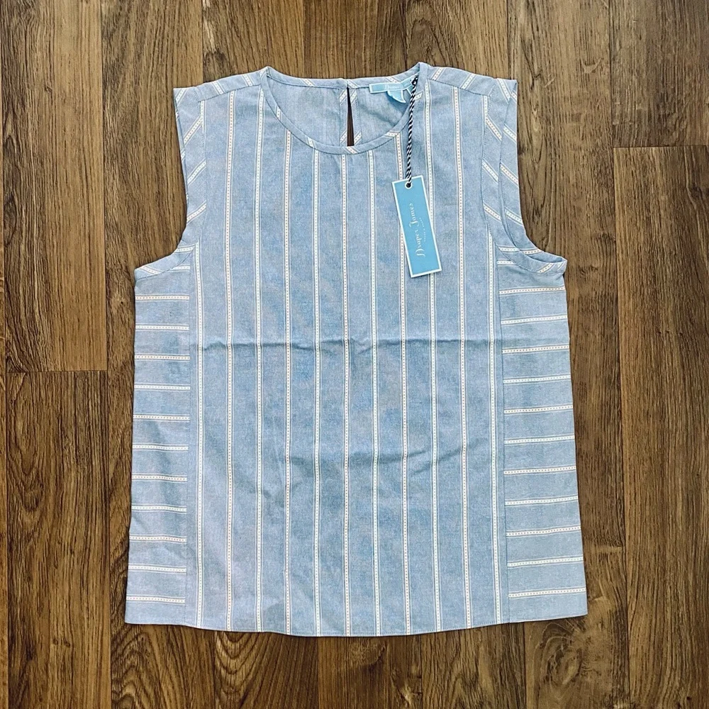 NWT Draper James Chambray Top Small - Picture 1 of 3